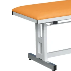 Höhenverstellbare Echokardiographieliege
