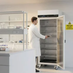 Labor-Kühlschrank LABEX 465