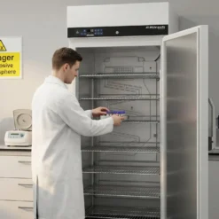 Labor-Kühlschrank LABEX 720