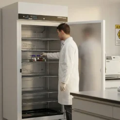 Labor-Kühlschrank LABEX 720