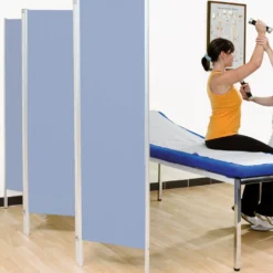 Paravent mit Rollen