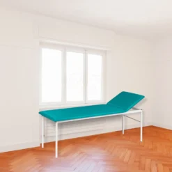 Untersuchungsliege mit verstellbarem Kopfteil