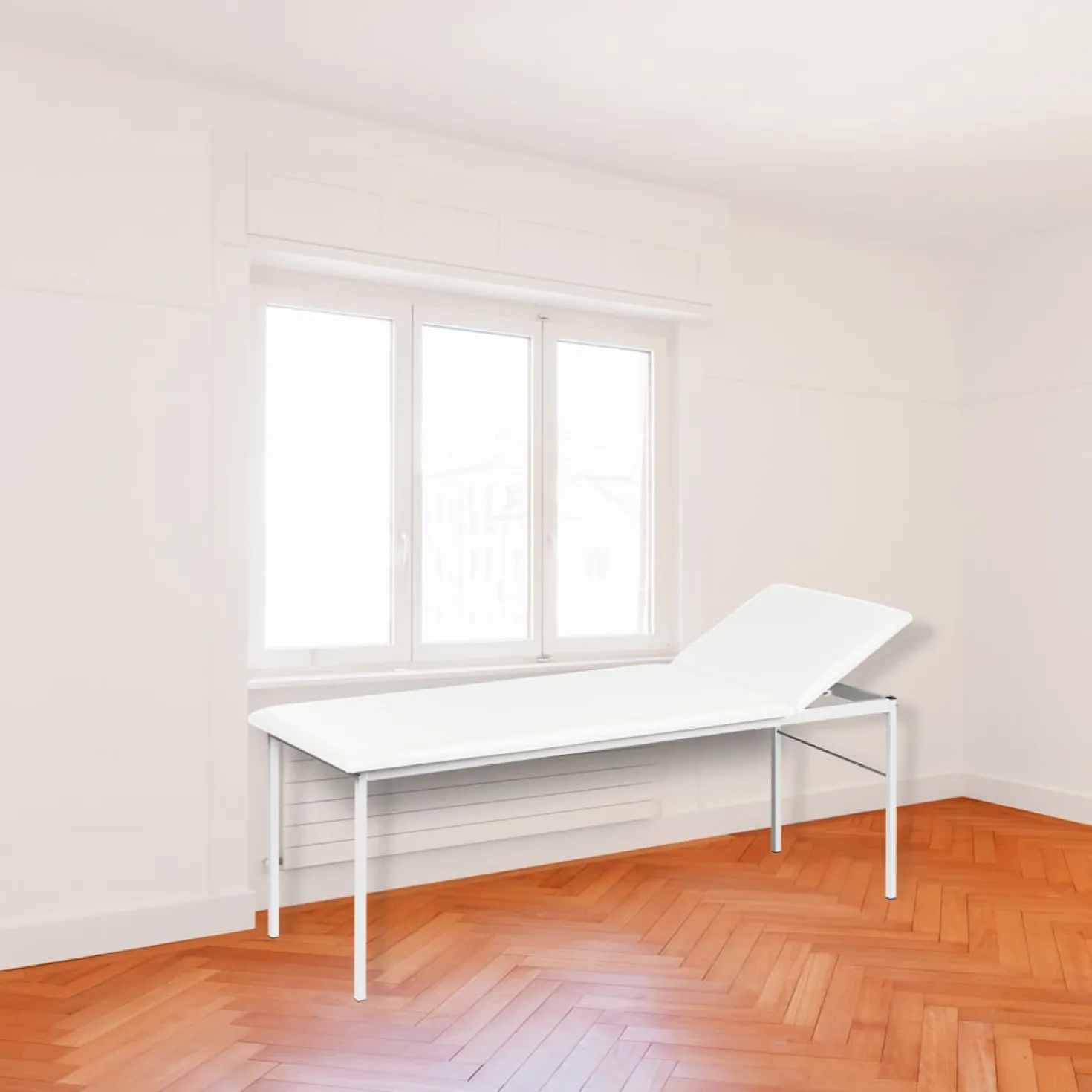 Untersuchungsliege mit verstellbarem Kopfteil